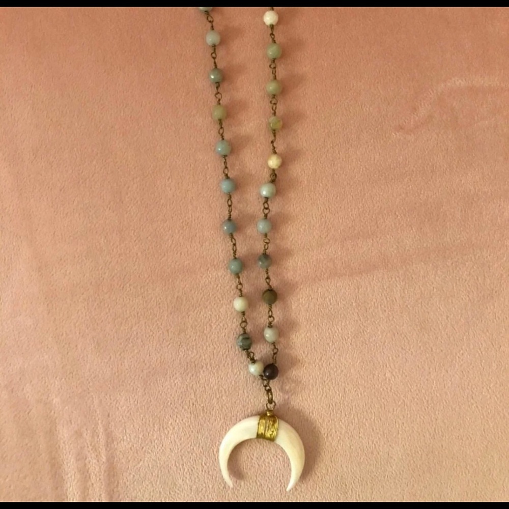 Beaded horn necklace